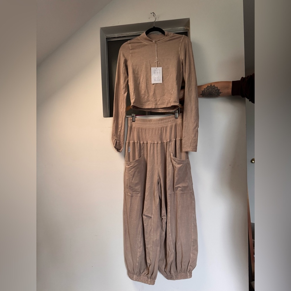 Up in the Air Free People Movement Set